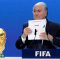 Blatter se v intervjuju za švicarsko revijo ni "šparal". (Foto: Reuters)