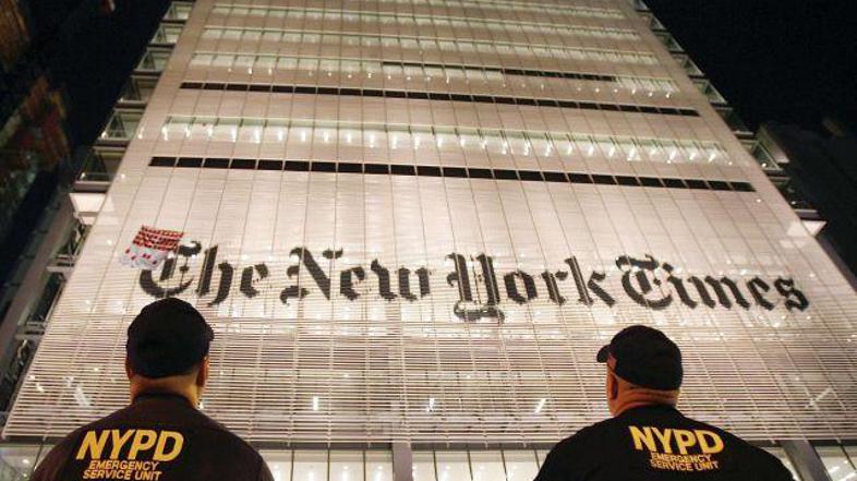 Plezanje po zgradbah je očitno postal zelo priljubljen šport.