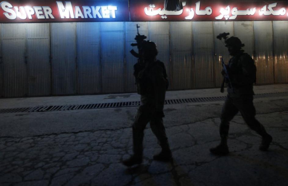 Afganistan afganistanska policija Kabul bombni napad na restavracijo