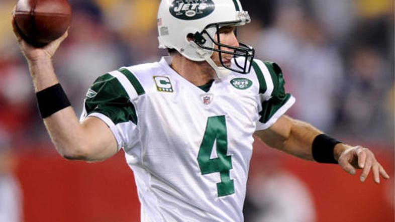 Spomladi "upokojeni" Favre je dosegel nov rekord in se spogleduje s Super Bowlom