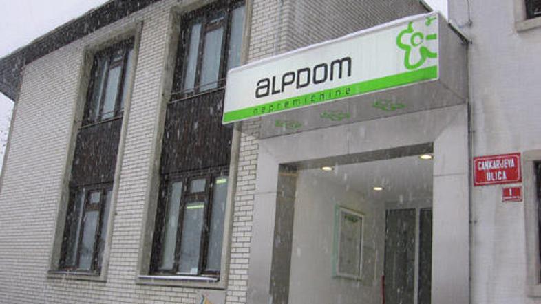 Radovljiška družba Alpdom je lastnikom večstanovanjskih objektov na Bledu, v Les