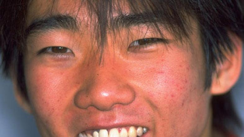 Abe je v destletni karieri dosegel tri zmage.