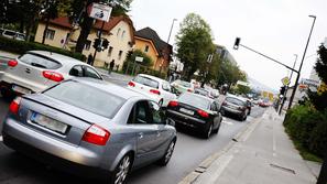 Ljubljana 19.09.2012 prometni zastoj na dunajski cesti proti obvoznici v Ljublja