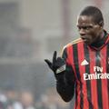 AC Milan Ajax Liga prvakov Balotelli rokavice jeza
