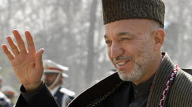 Afganistanski predsednik Hamid Karzaj naj bi zmago dosegel že v prvem krogu, trd