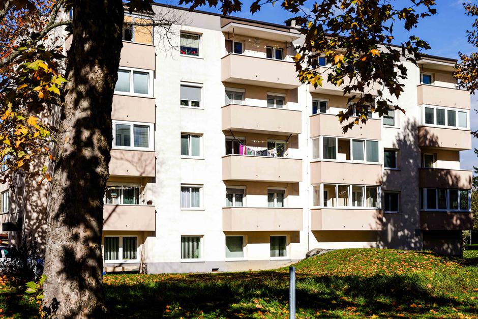 stanovanjski blok | Avtor: Saša Despot