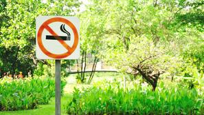 Prepovedano kajenje v parku