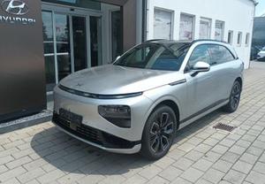 Xpeng G9 Standard Range.Paket Premium Sedeži Zvok