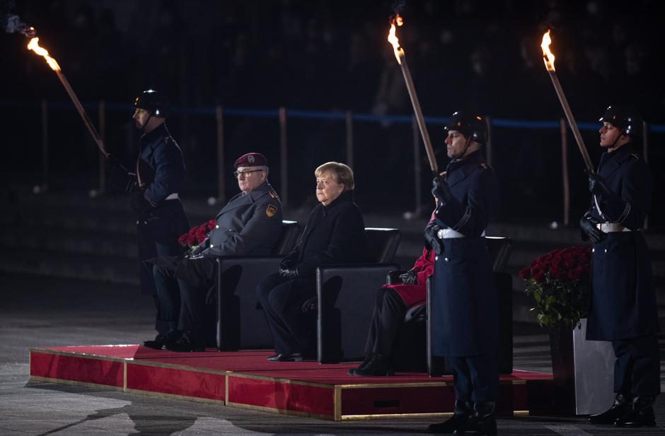 Angela Merkel, poslovilna slovesnost nemške vojske | Avtor: Profimedia