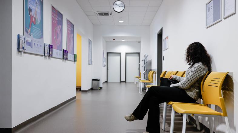 zdravstveni dom kočevje, čakalnica