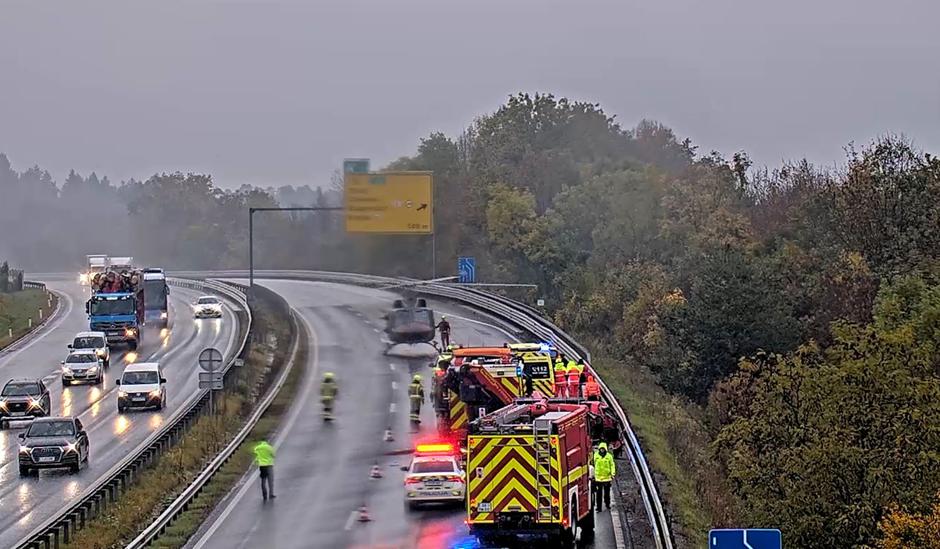Prometna nesreča gorenjska avtocesta Tržič | Avtor: Promet.si