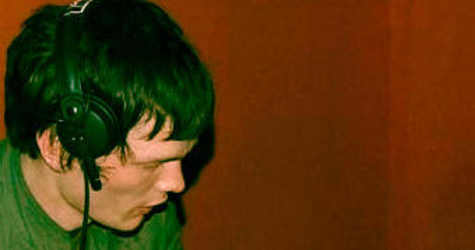 Chris Renegade se je kalil v priznanih založbah Renegade Hardware in Barcode, kj