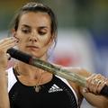 Jelena Isinbajeva atletika skok ob palici s palico Adidas palica Rusija Rusinja