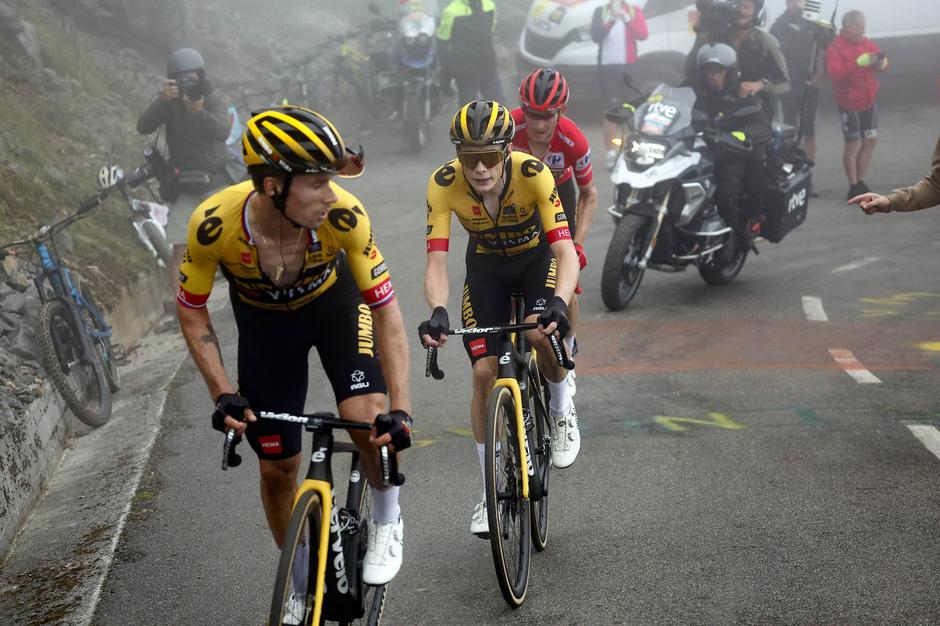 Primož Roglič, Sepp Kuss in Jonas Vingegaard | Avtor: Profimedia