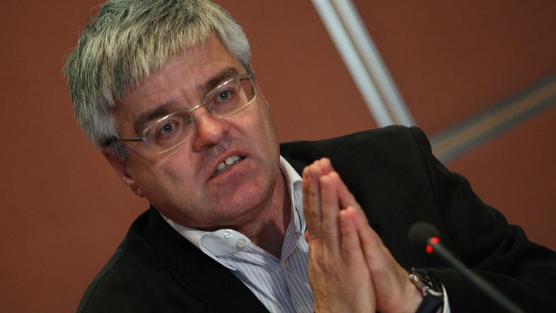 V GZS, ki jo vodi Samo Hribar Milič, opozarjajo, da je nujno temeljito pretehtat