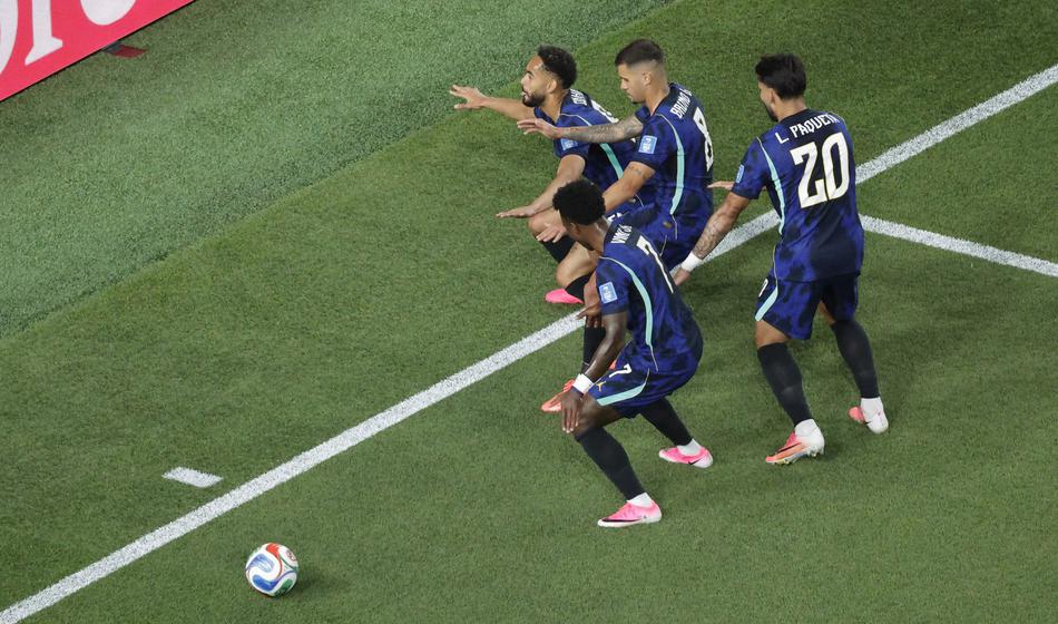 Cunha in Vinicius ponesla Brazilijo na vrh skupine