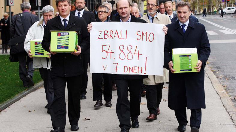 Podpisi peticije proti nepremičninskem davku