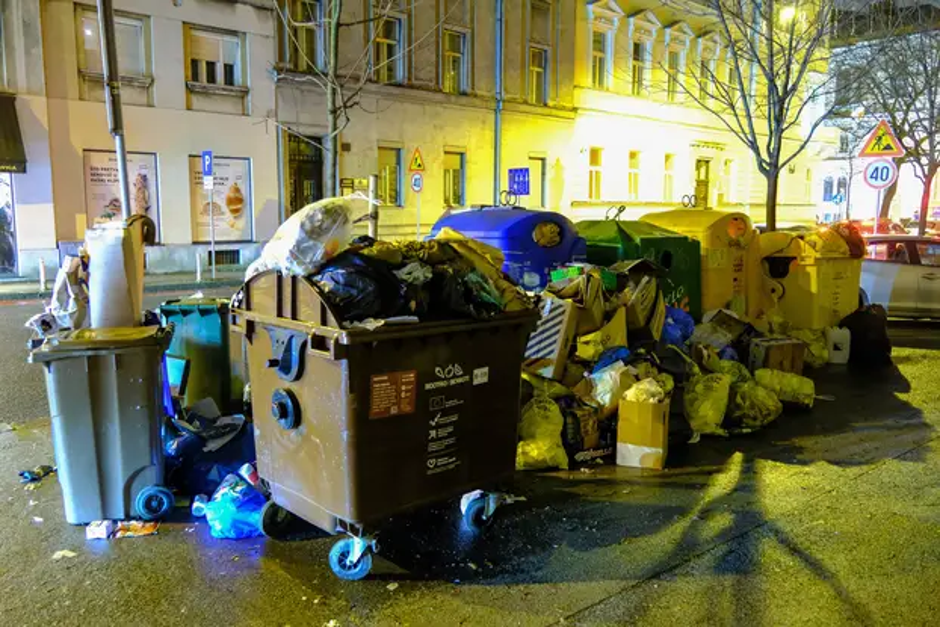 smeti na ulicah Zagreba | Avtor: Pixsell/Slaven Branislav Babic