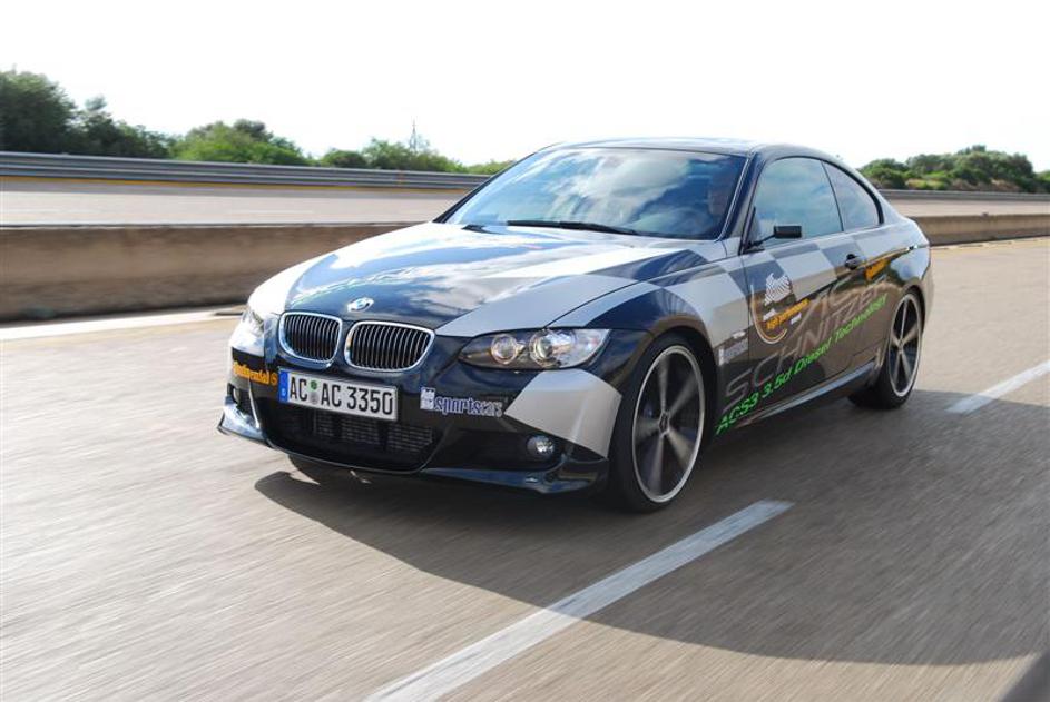 Predelani BMW 335d coupe je na dirkališču Nardo drvel z rekordno hitrostjo 288 k