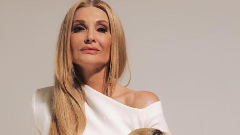 Helena Blagne, Raiven