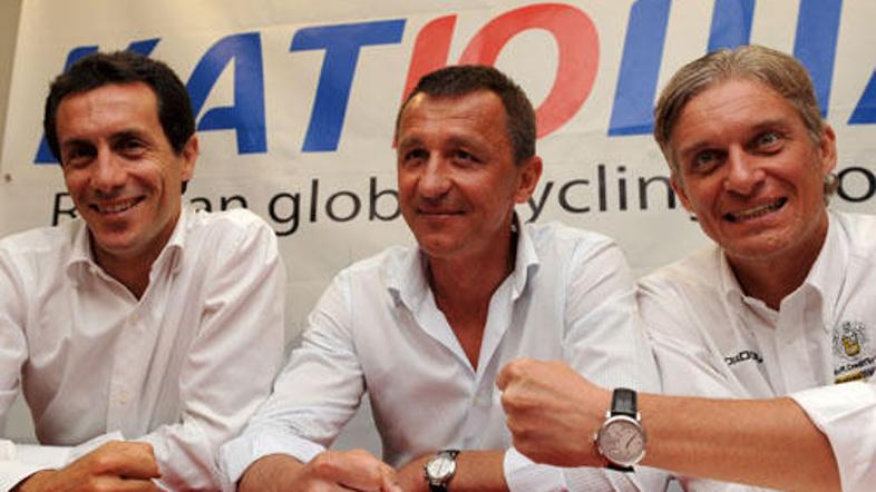 Od leve proti desni: menedžer Katjuše Stefano Feltrin, predsednik in koordinator