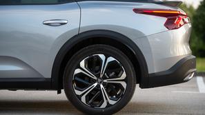 primerjava citroën C5 X vs. citroën CX vs. citroën XM