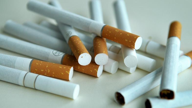 slovenija 01.04.11, cigarete, tobak, cigaret, visje trosarine, foto: Anze Petkov