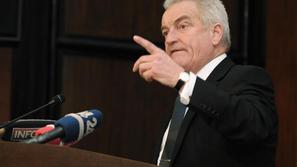 Minister za zdravje je predstavil vsebino zakona. (Foto: Anže Petkovšek)