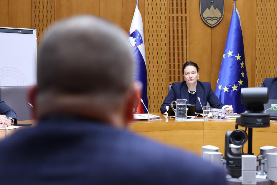 zaslišanje preiskovalne komisije kanal C0 | Avtor: Državni zbor/Sušnik Matija