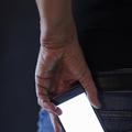 Pametni telefon v žepu