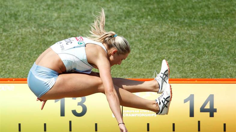 Snežana Rodič je skočila osebni rekord, ko je bilo najbolj treba. (Foto: Reuters
