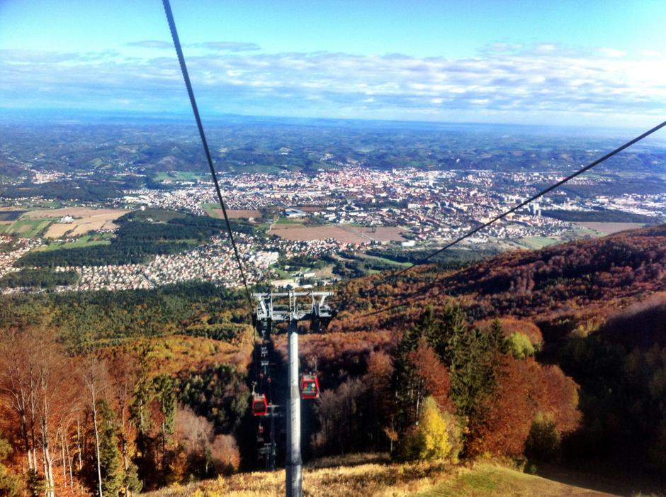 slovenija 18.10.13. mariborsko pohorje, gondola, mariborska vzpenjaca, foto: nin | Avtor: Nino Verdnik