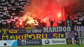 Viole NK Maribor Olimpija Ljubljana večni derbi Pokal Slovenije Hervis Ljudski v