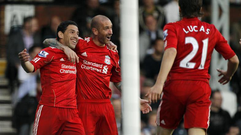 Maxi Rodriguez Raul Meireles Lucas Leiva gol zadetek veselje proslavljanje slavj