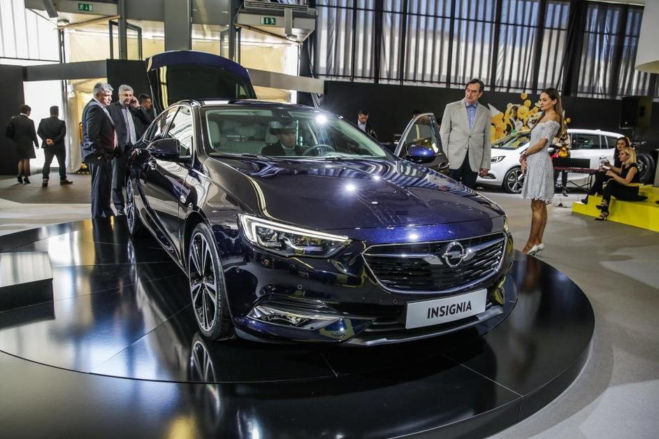 24. Avtomobilski Salon