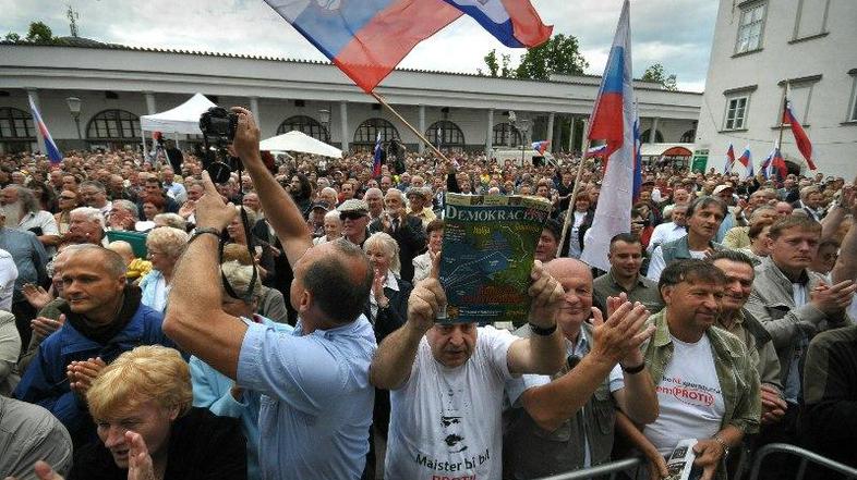 Zbor za republiko, shod, referendum