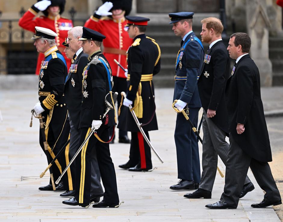 pogreb kraljica Elizabeta II. kralj Karel III. princesa Anne princ Andrew princ Edward princ William princ Harry Peter Phillips | Avtor: Profimedia