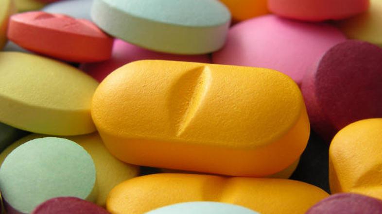 Pazite tudi, da jih ne dosežejo otroci in domači ljubljenčki.