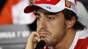Alonso si je oddahnil, da ni bil kaznovan z odvzemom točk, a njegov zaostanek za