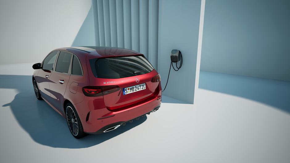 mercedes.benz A in B | Avtor: Mercedes-Benz