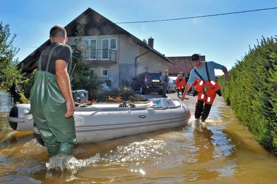 Črna vas, Barje, poplave