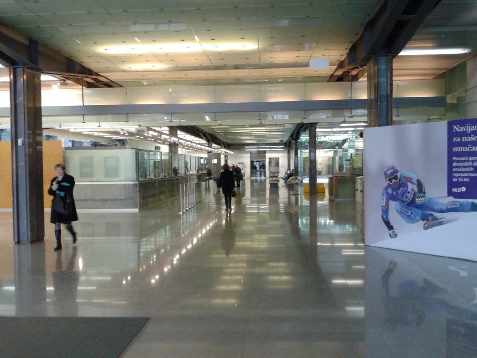 Prazna banka | Avtor: J. Z.