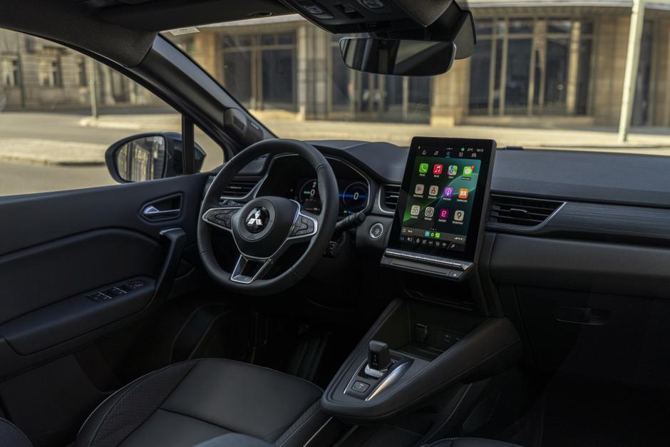 Mitsubishi grandis | Avtor: Mitsubishi