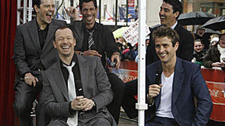 NKOTB so 4. aprila nastopili v NBC's Today Show v New Yorku, kar pomeni njihovo 