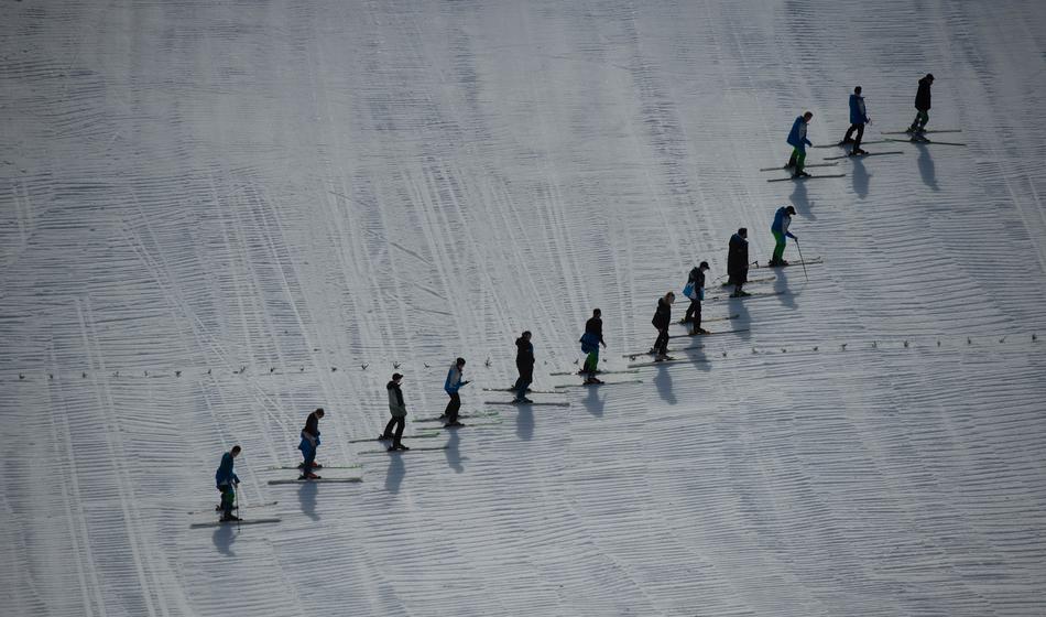 Težave v Planici, kakšna bo odločitev tekmovalne žirije?