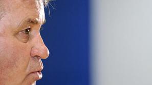 Hiddink do novembra nima časa, da bi prevzel ekipo Chelseaja. (Foto: Reuters)