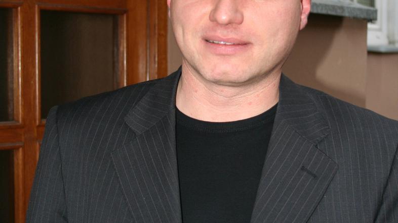 Igor Teršar, ki je veljal za favorita programskega sveta, ni dobil podpore člano