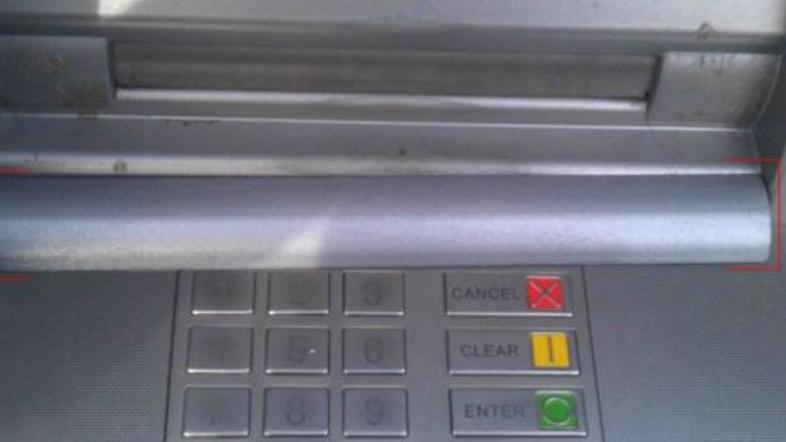 Zlorabe na bankomatu