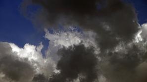 Vreme: Ne bo še miru. To lahko pričakujemo. - Oblaki
