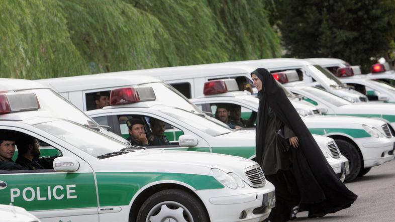 Iran policija moralna policija